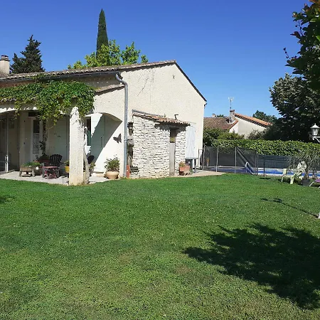 D'hotes & Jacuzzi - A L'ombre Des Amandiers Bed & Breakfast *