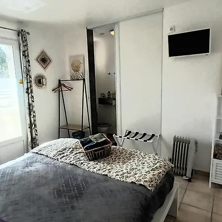 Bed & Breakfast D'hotes & Jacuzzi - A L'ombre Des Amandiers